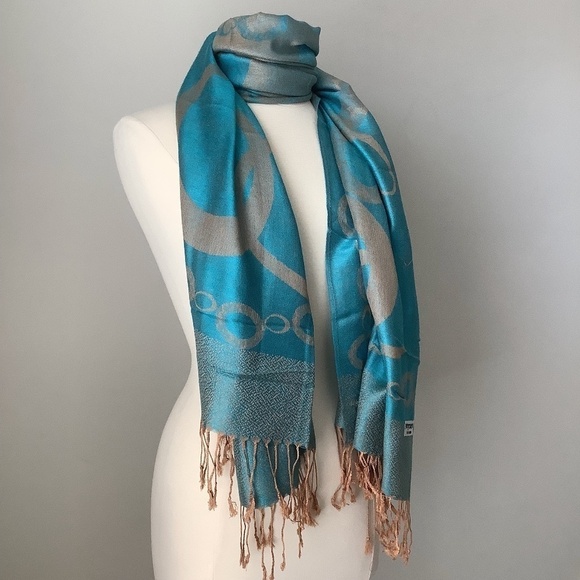 100% Pashmina Scarf - Picture 7 of 16